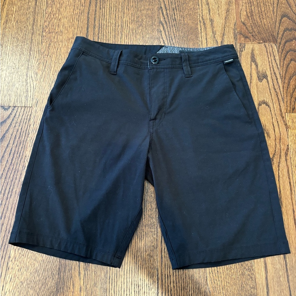 Volcom Black Shorts - Men’s 31
